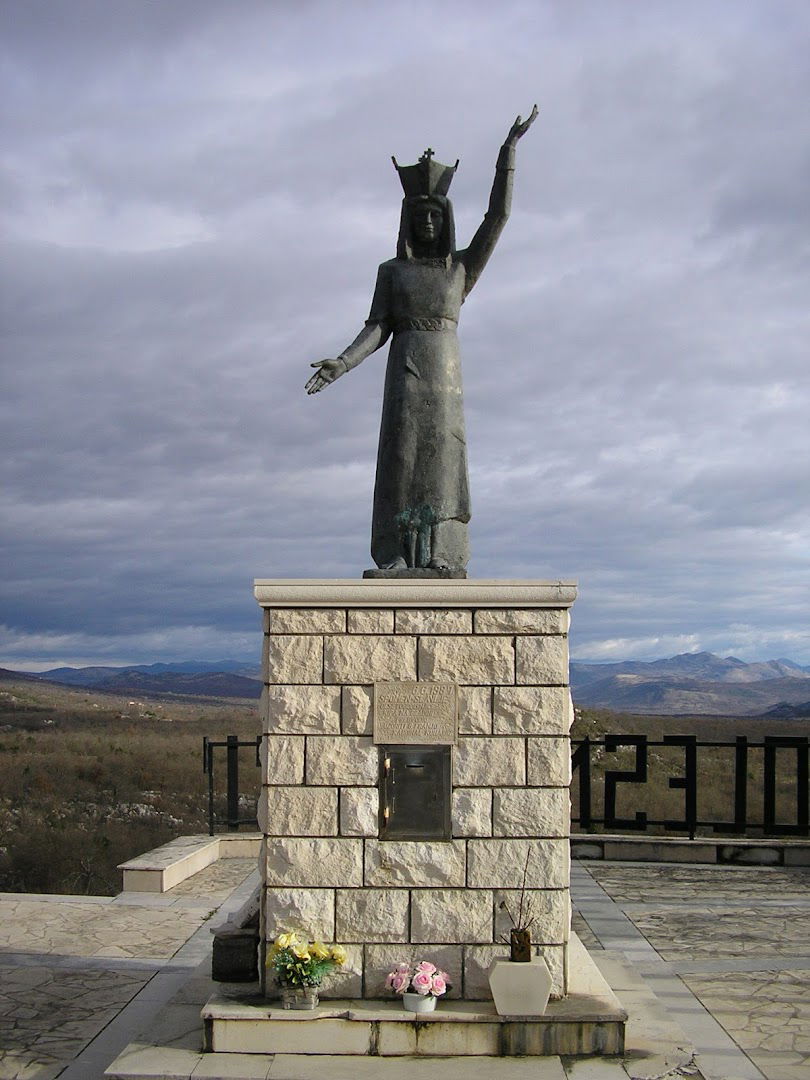 Kip Kraljice mira na Gradini