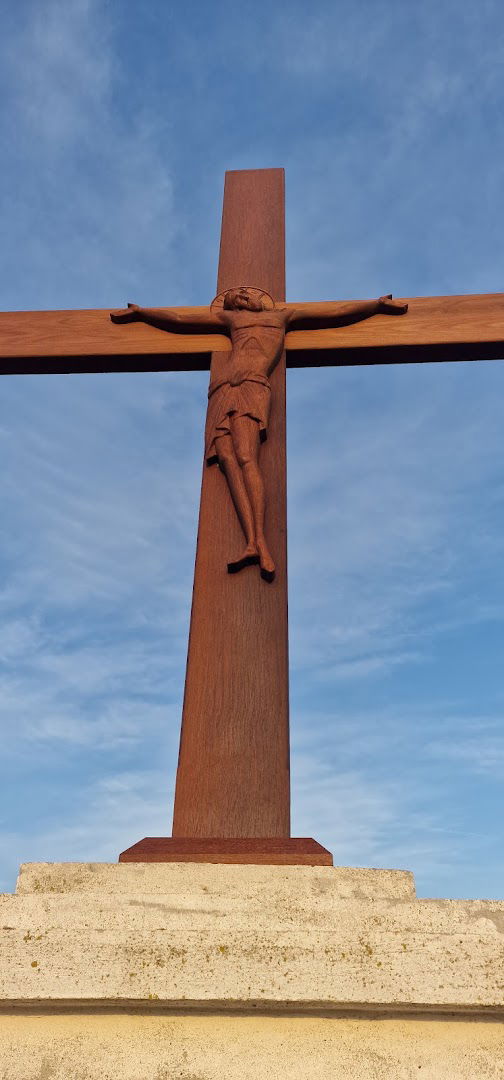 Krst na ulazu u Idvor