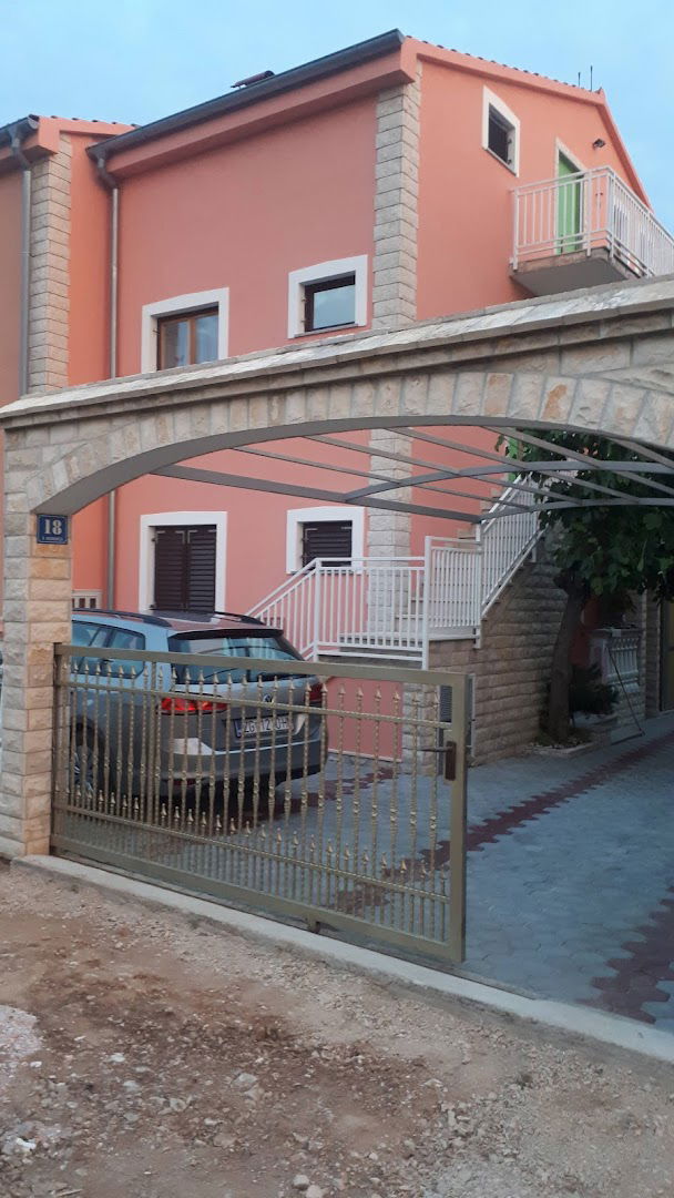 Apartment Prskalo - Vodice