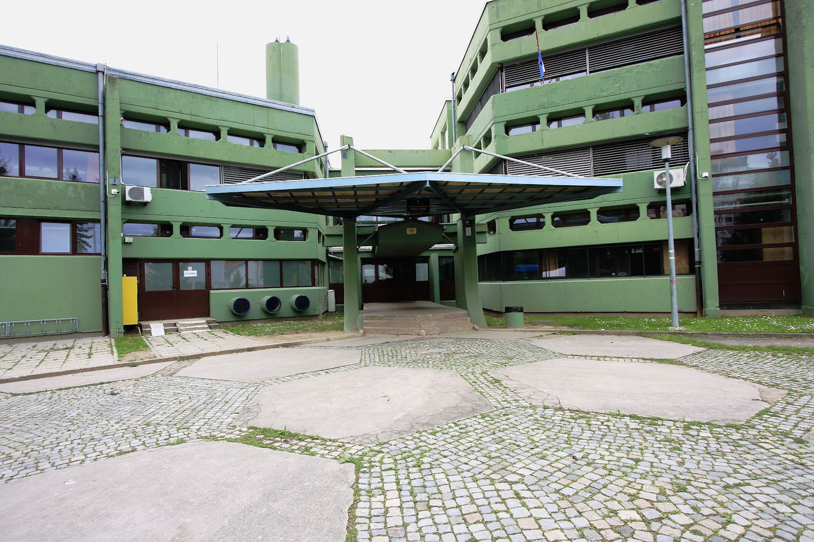 Elementary school Nikola Tesla