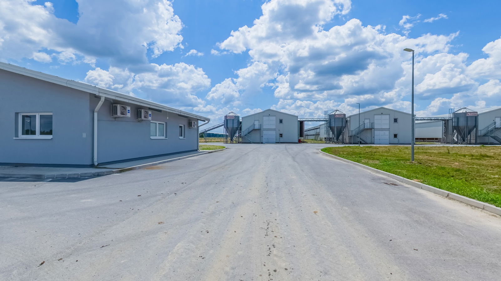 LUKAČ d.o.o. - nova farma