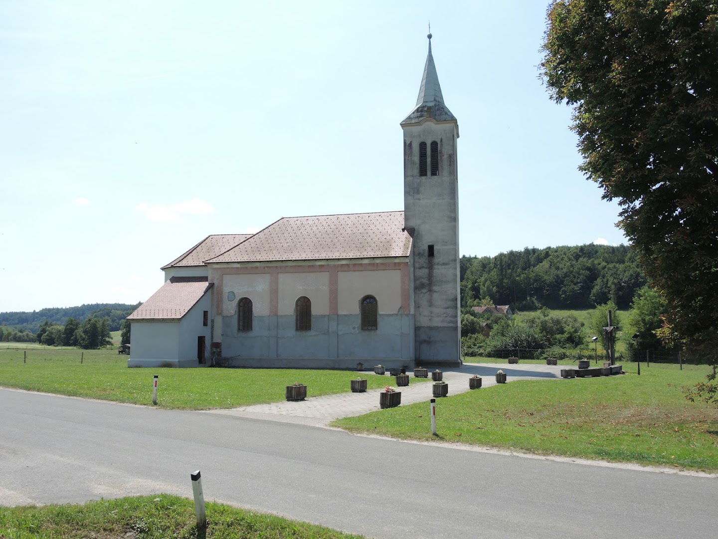 Cerkev Marijinega obiskanja, Markovci