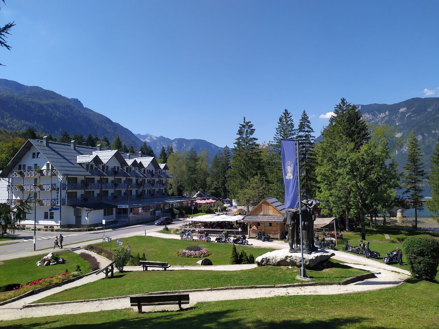 Alpinum hoteli, turistično podjetje, d.o.o.