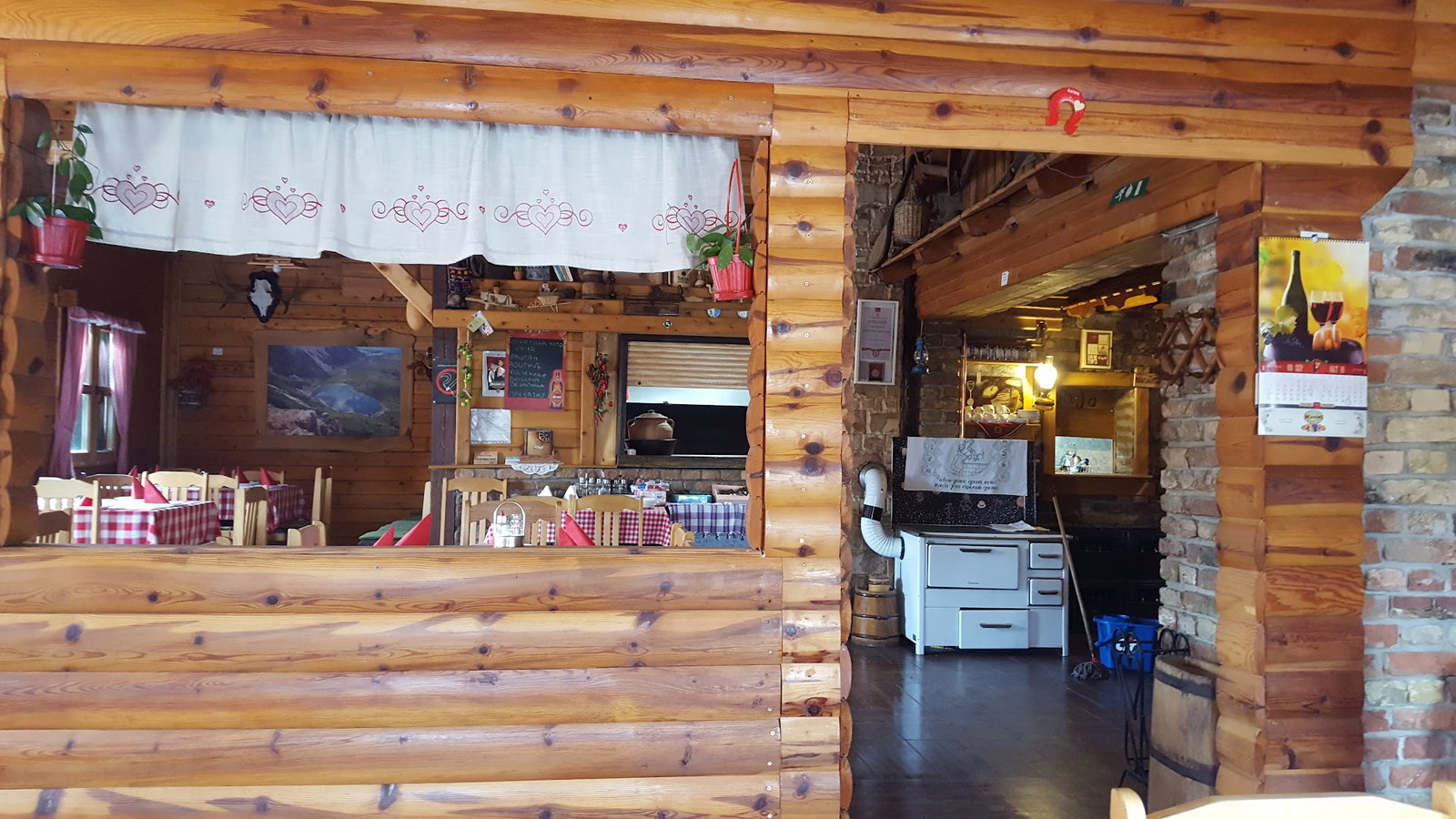 Бајина колиба