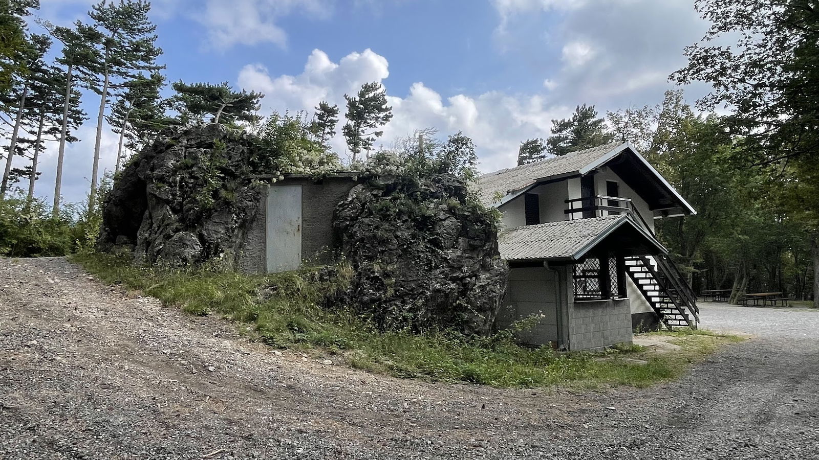 Lovska koča LD Vipava