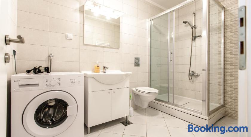 Oliva Apartments Lozica