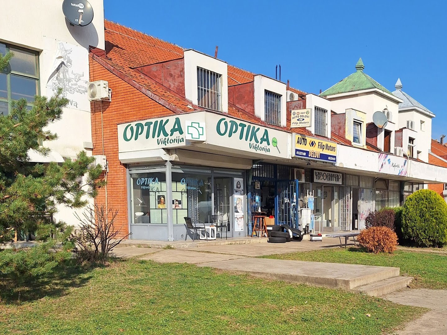 Optika Viktorija Plus