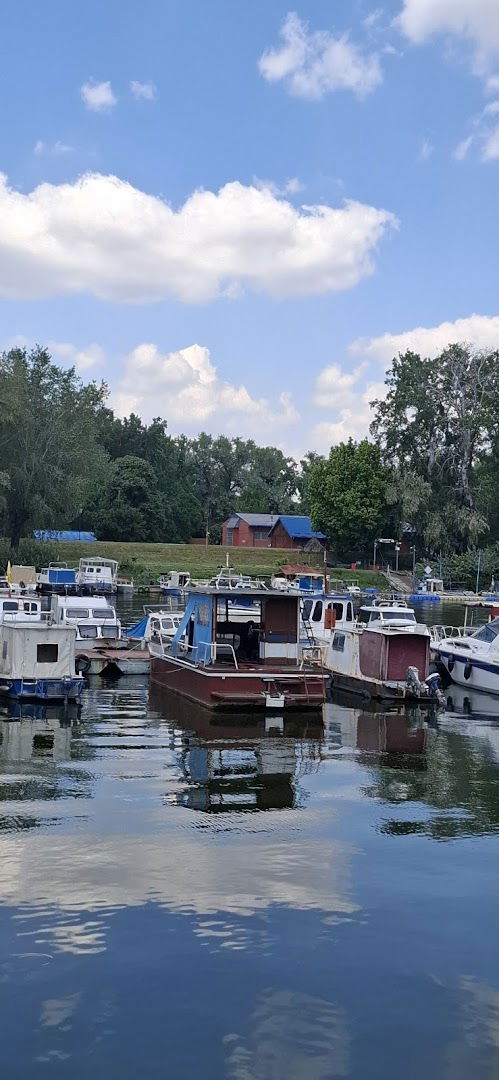 Docks "Ada Ciganlija"