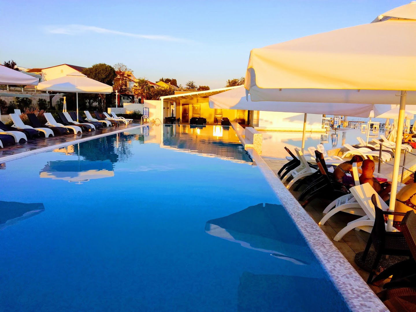 Apartments Sara Punta Skala