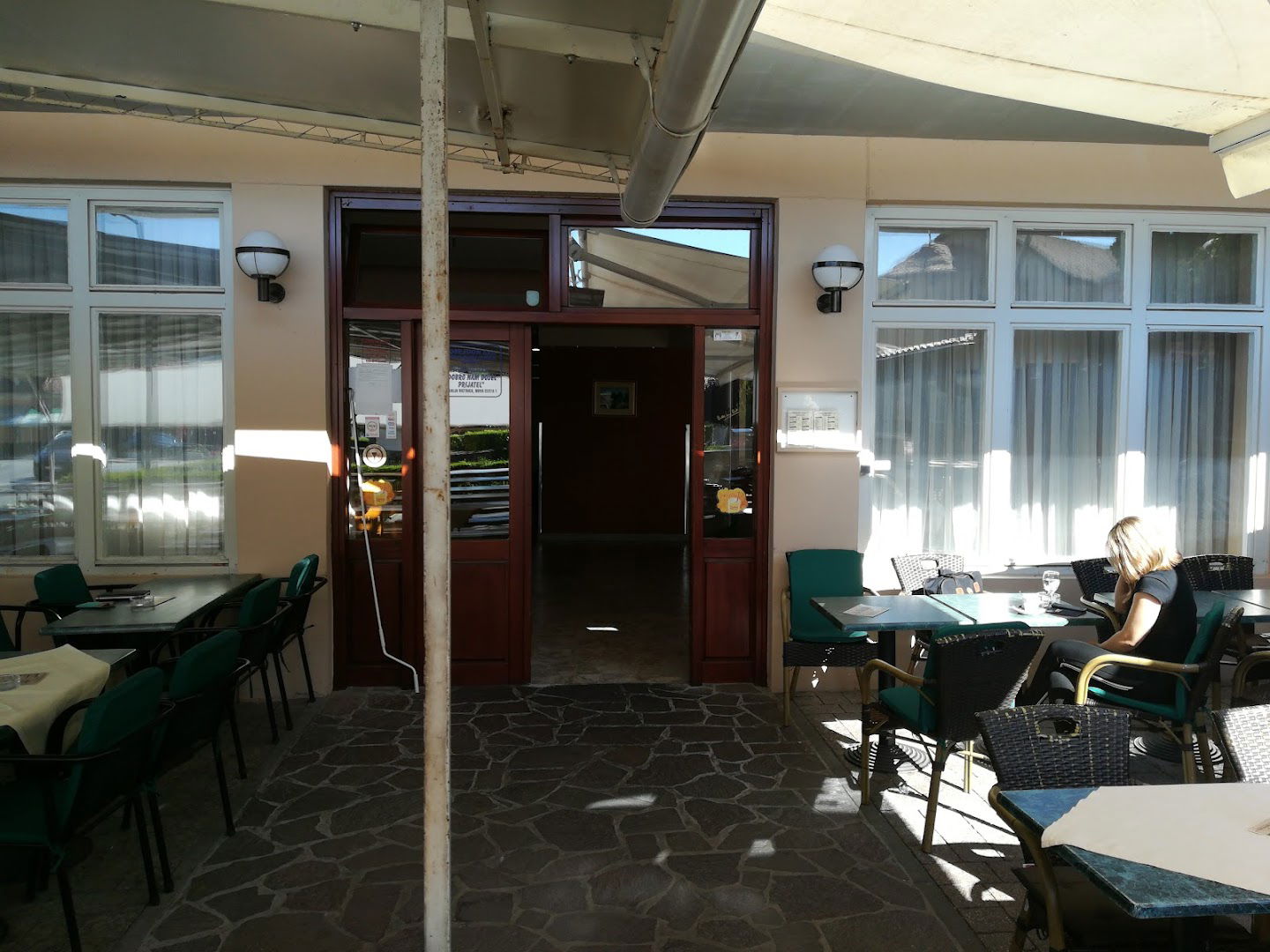 Dobro nam došel prijatel