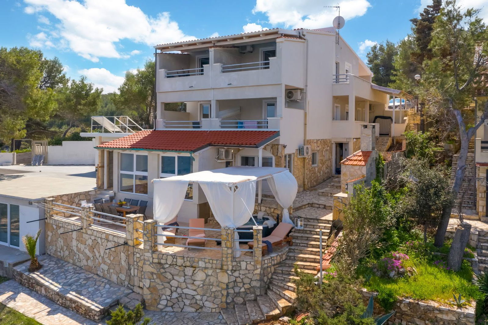 APARTMENTS HABEK, BASINA HVAR