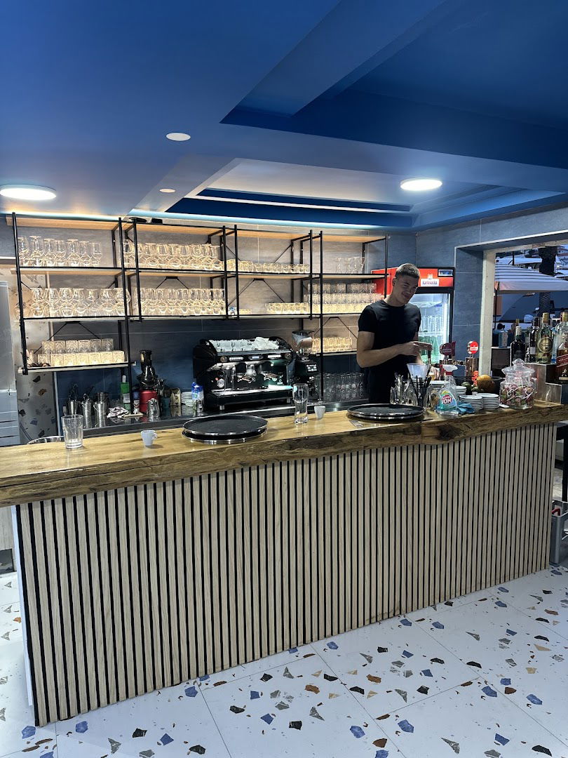 People’s kitchen & fun