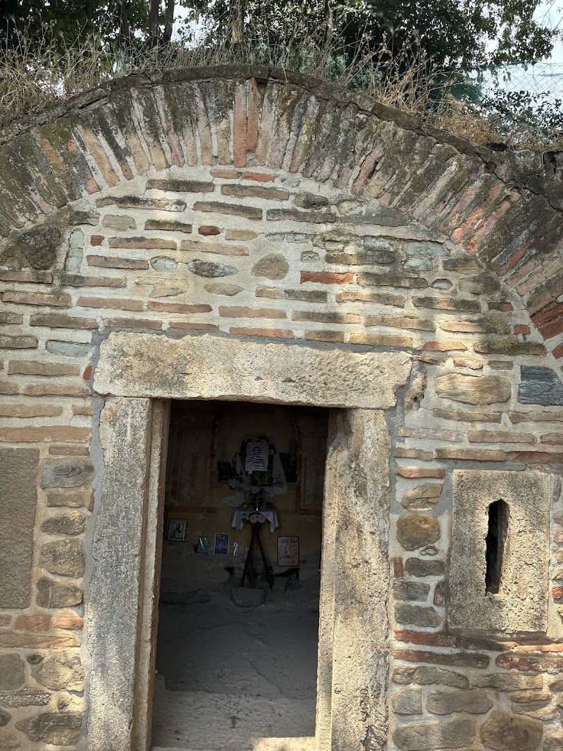 Roman tomb, Brestovik