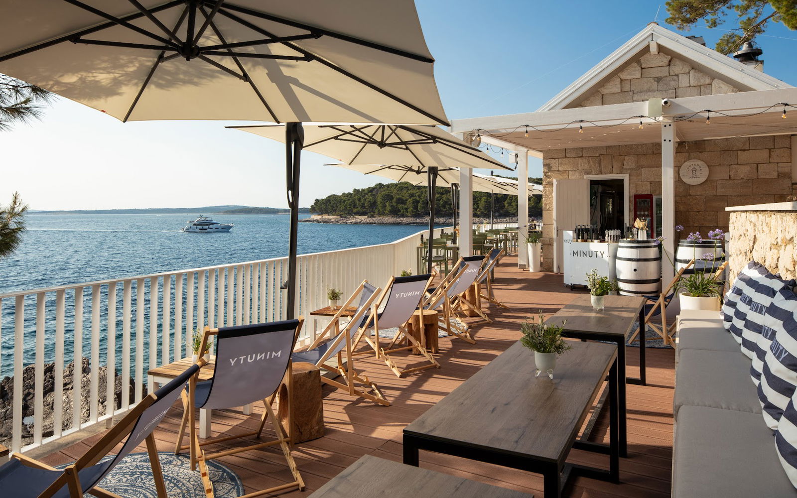 Lanterna Grill & Gourmet