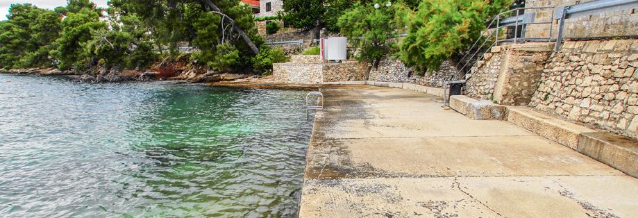 Plaža Uvala Splitska