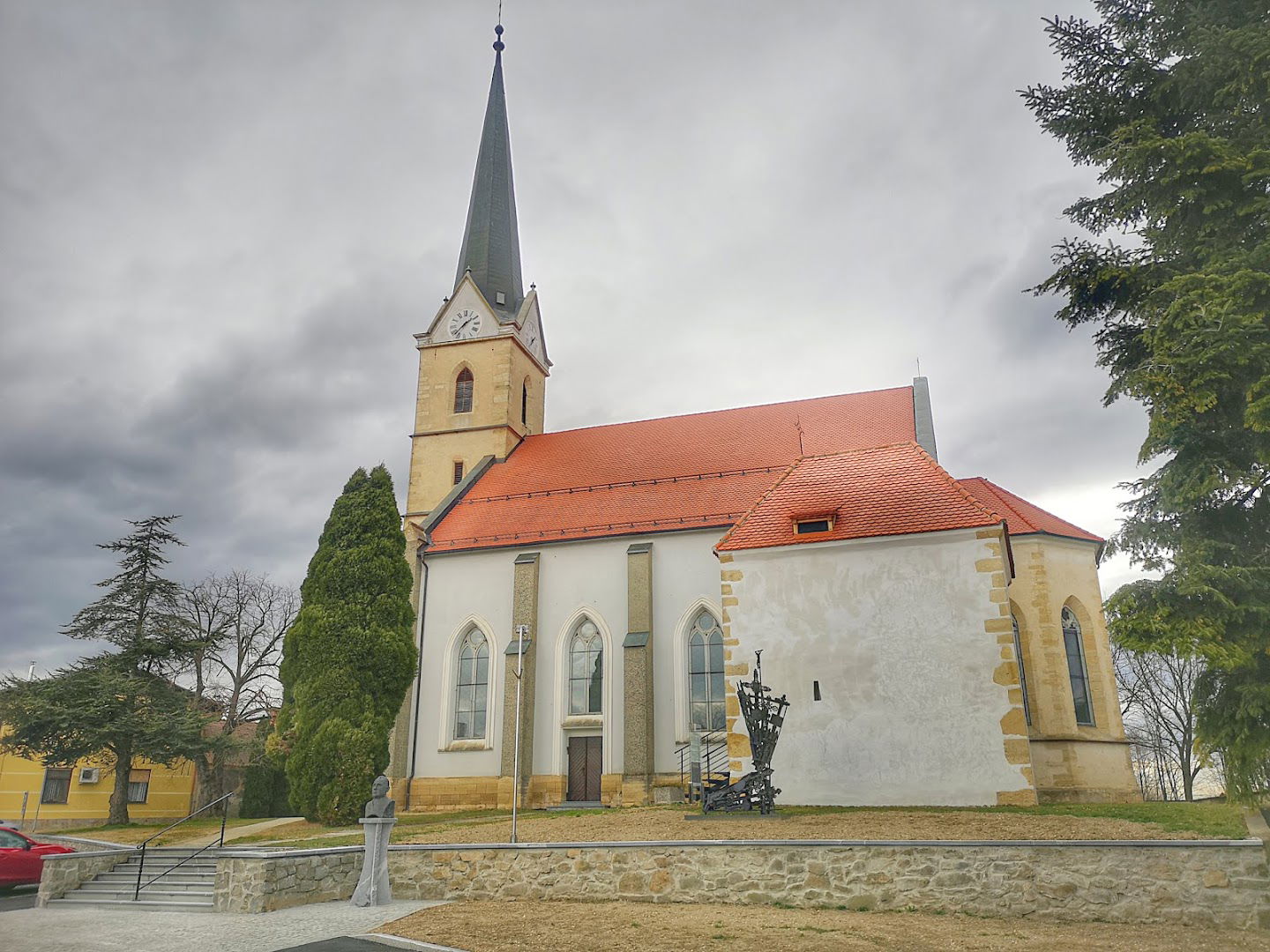 Župnijska cerkev povišanja sv. Križa