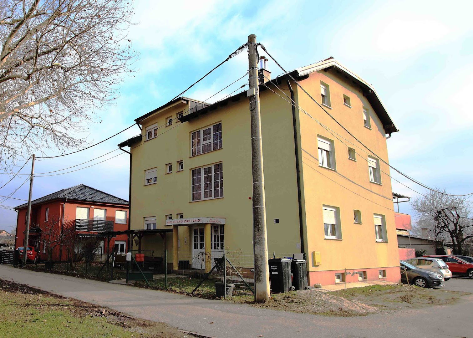 Dom za starije MediBios