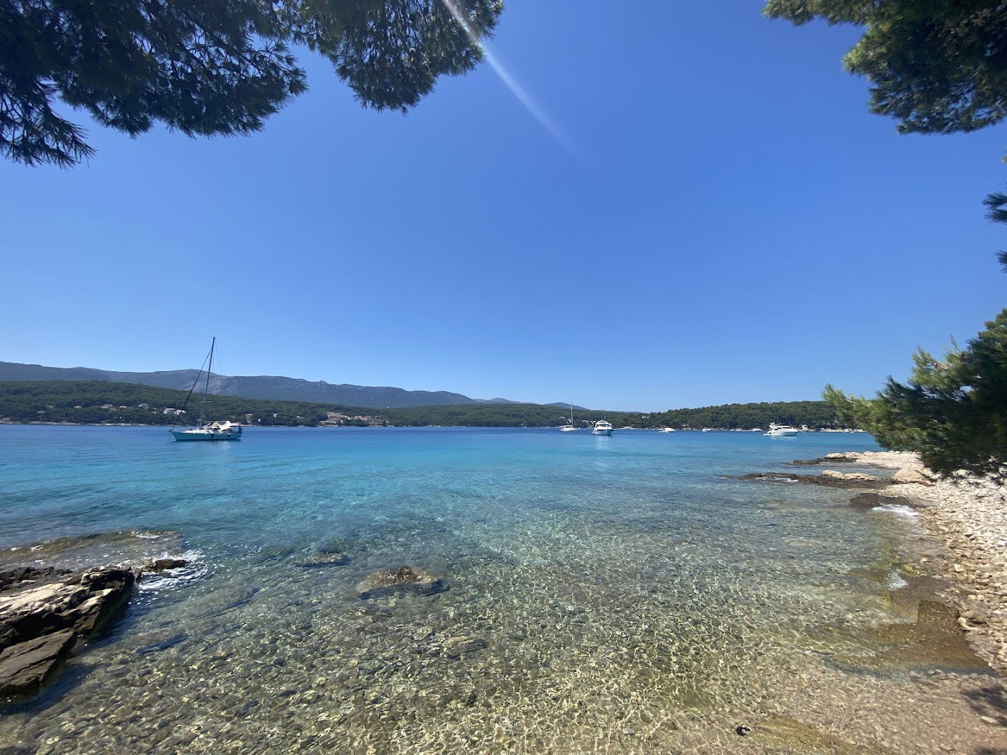 Soline beach parking