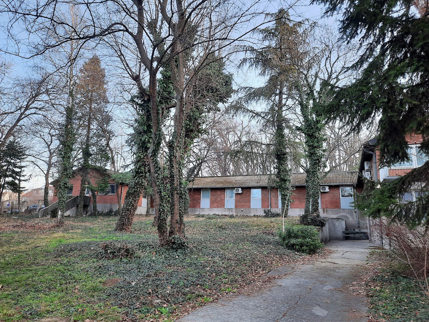 Клиника за дечије очне болести