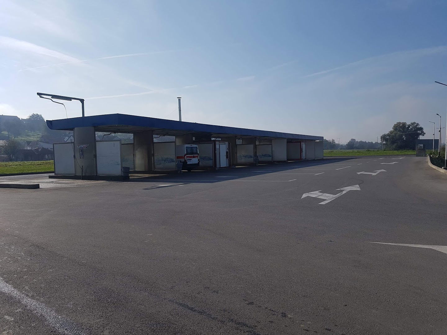 SAMOPERI self-service car wash