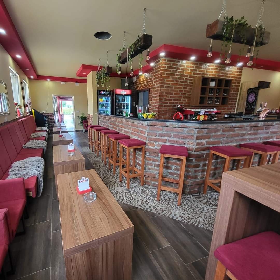 Caffe bar Crveni koralj