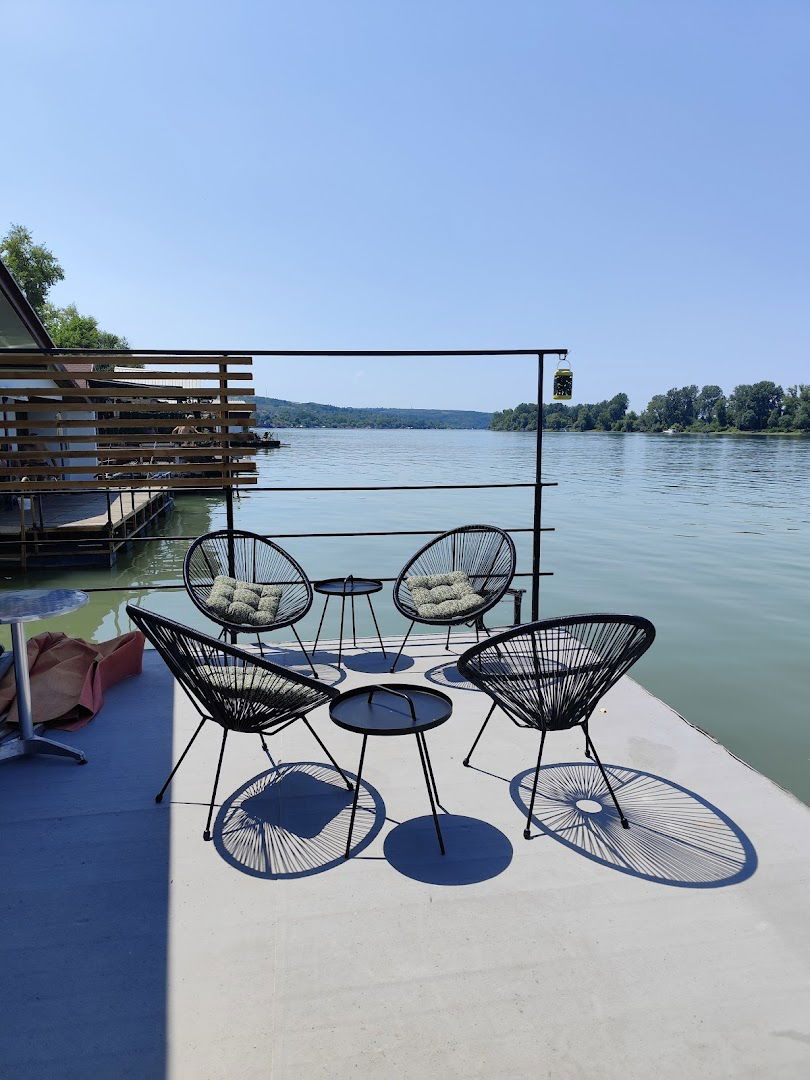 Splav na dan kapetan