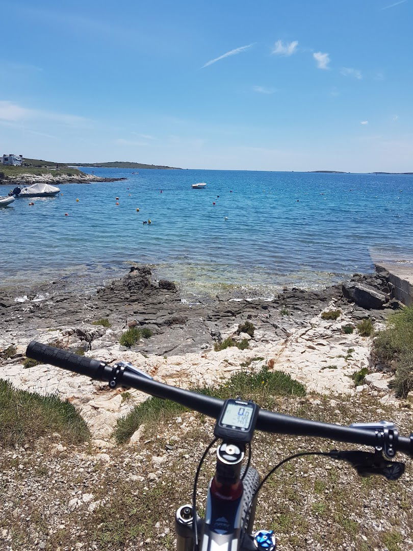 Rental Center Medulin