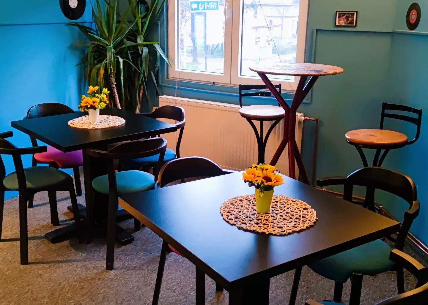 Caffe Poslasticarnica MaraRed