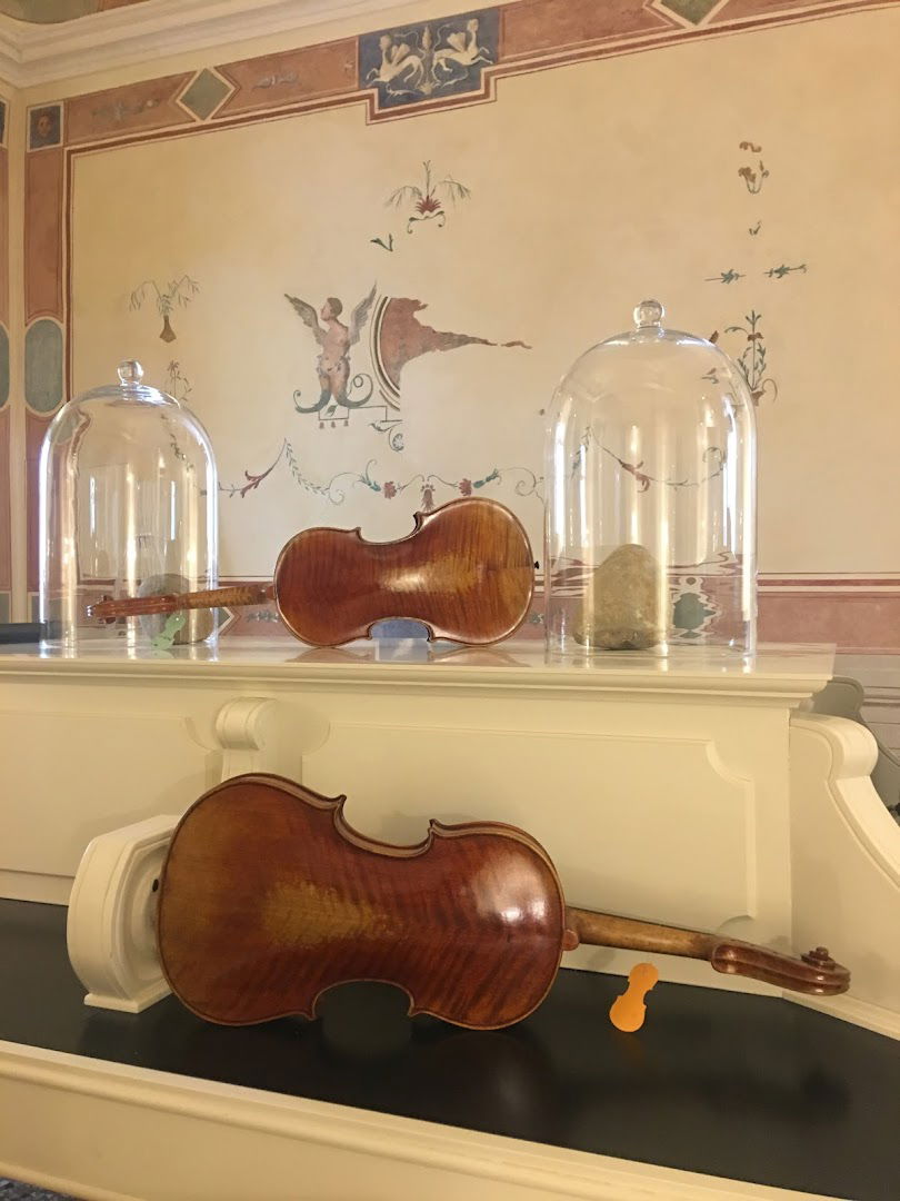 Roger Violins