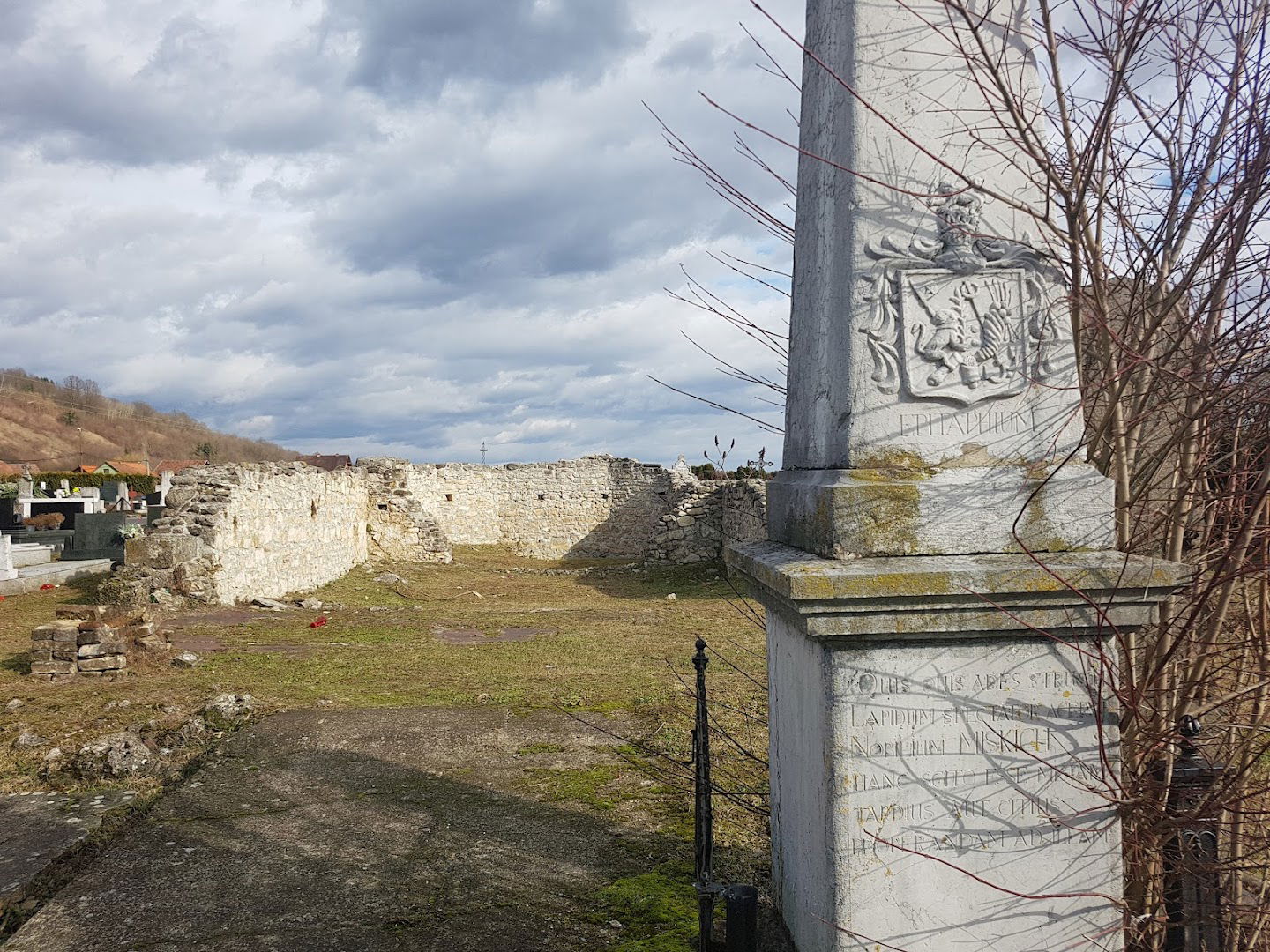Saint Anne’s Church (remains)