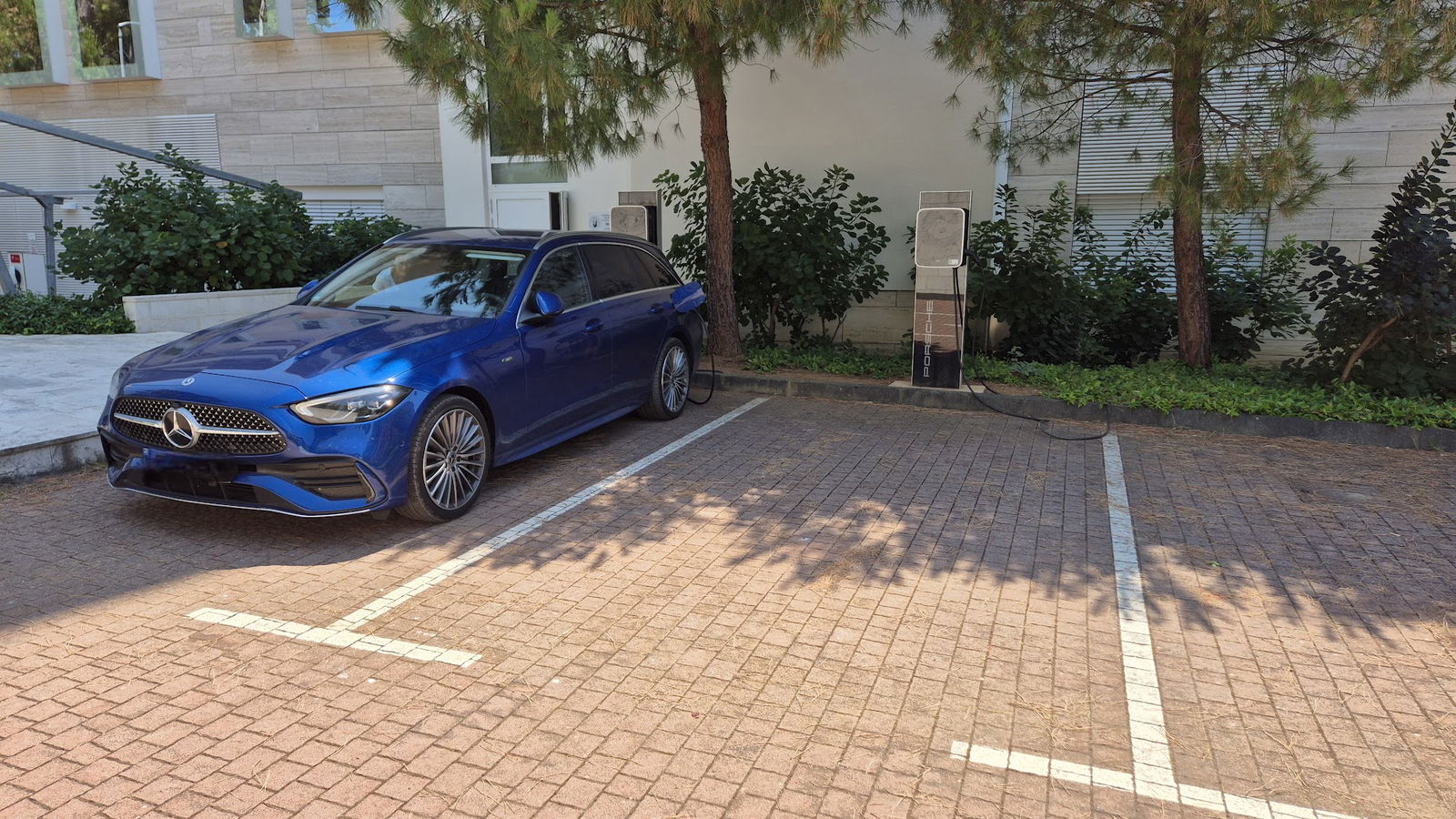 Porsche Destination Charging