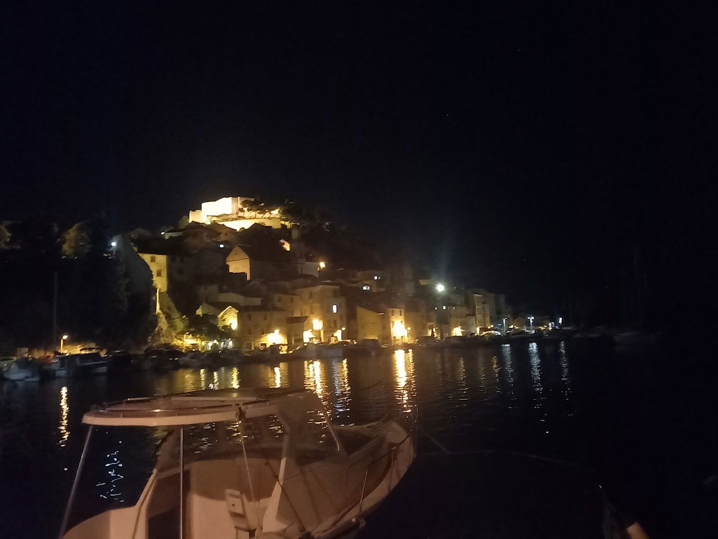 Blue Holidays Apartment