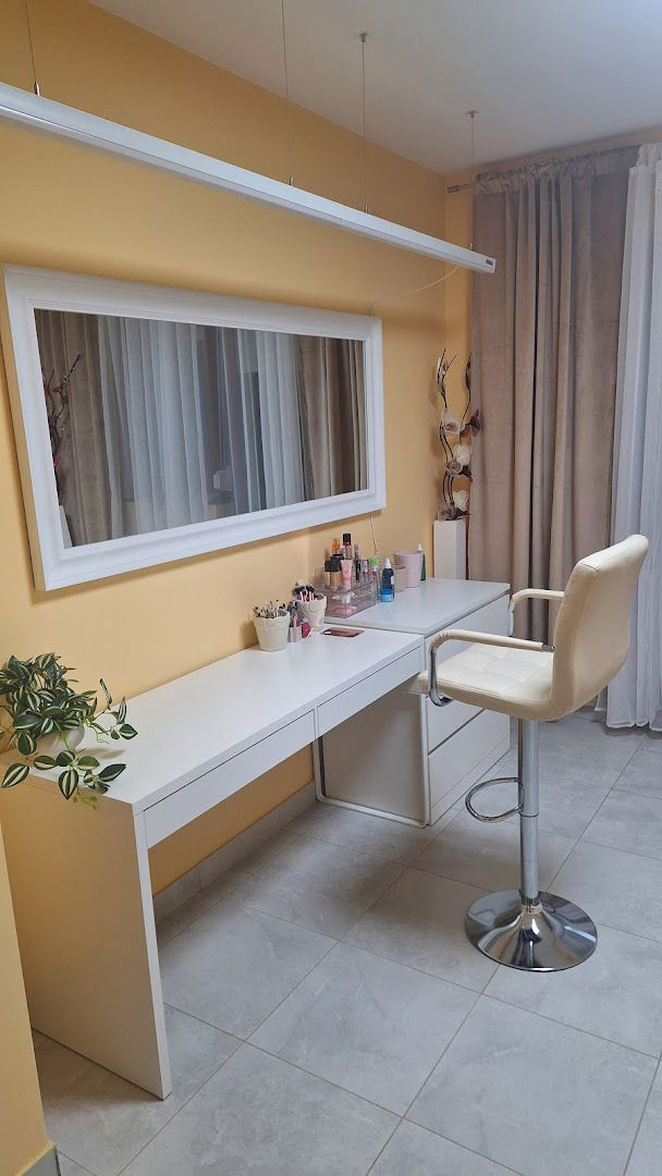 Bojana profesionalno šminkanje