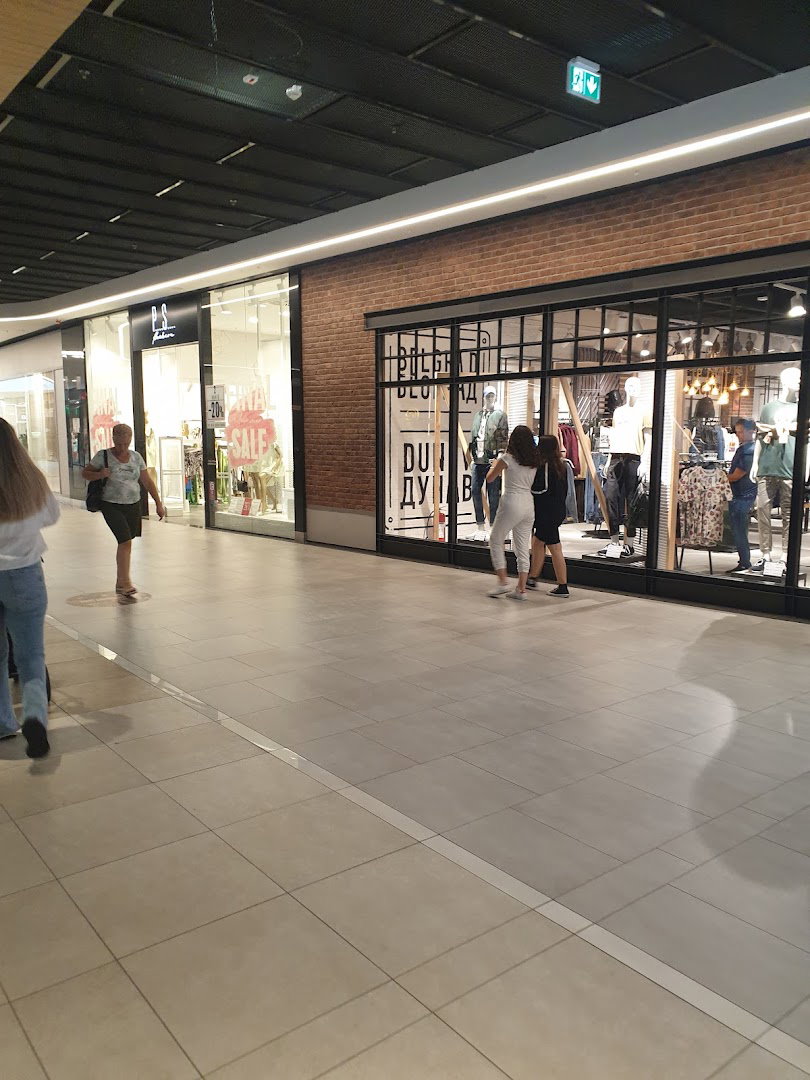 Maxi - Beo Shopping Center
