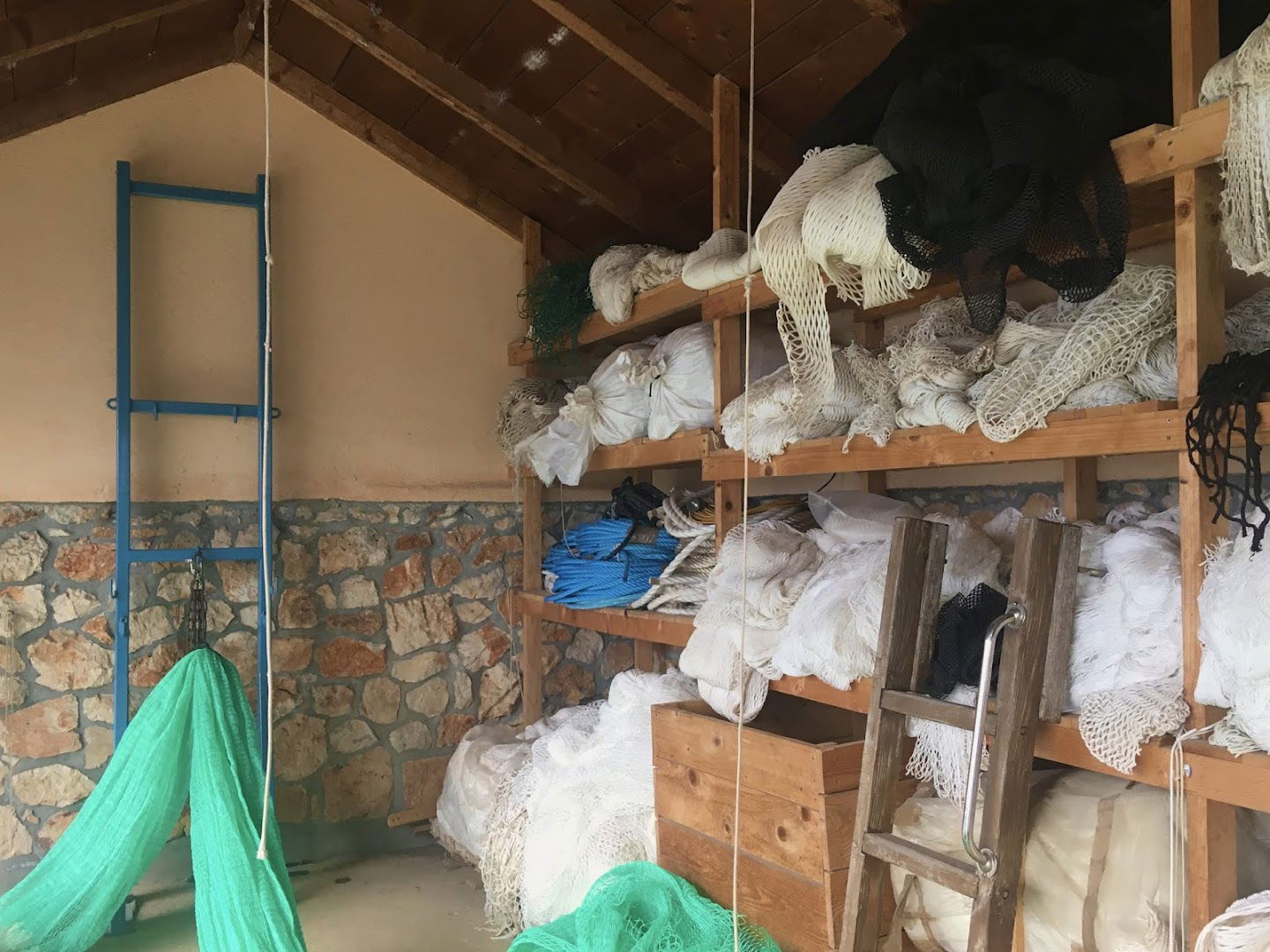 BARBA I BARBA SERVIS RIBARSKIH MREŽA I OPREME