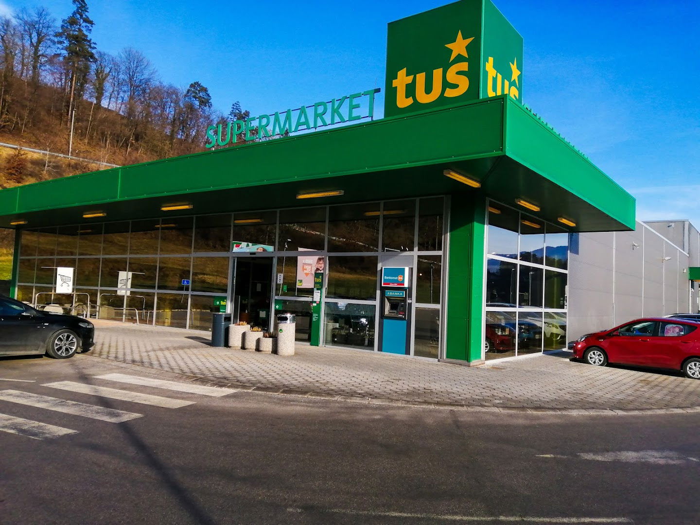 Tuš supermarket Muta