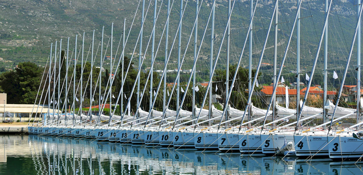 Sailing Forever Yacht Charter