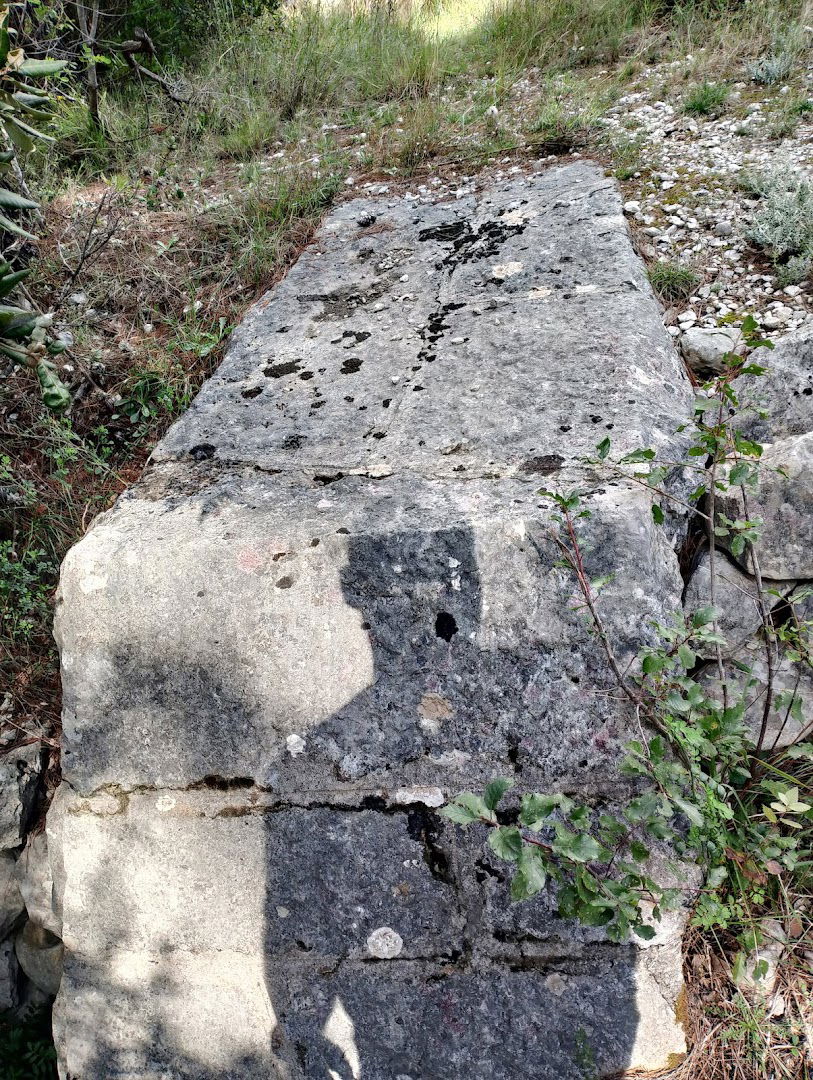 Historic Wall & Stream (Mario)