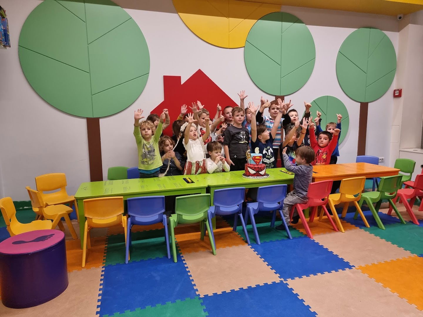 World of Play and Fun Café, Dečija igraonica & Produženi boravak