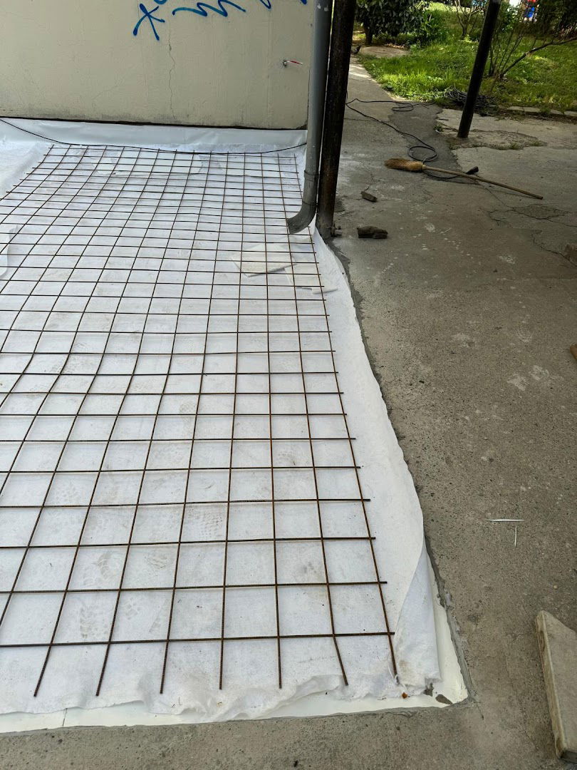 Krovopokrivacki Radovi, Krpljenje Krovova, Limarija, Izolacije, Rušenje Objekta, Iskop i Betonaže - Tomović Gradnja Beograd