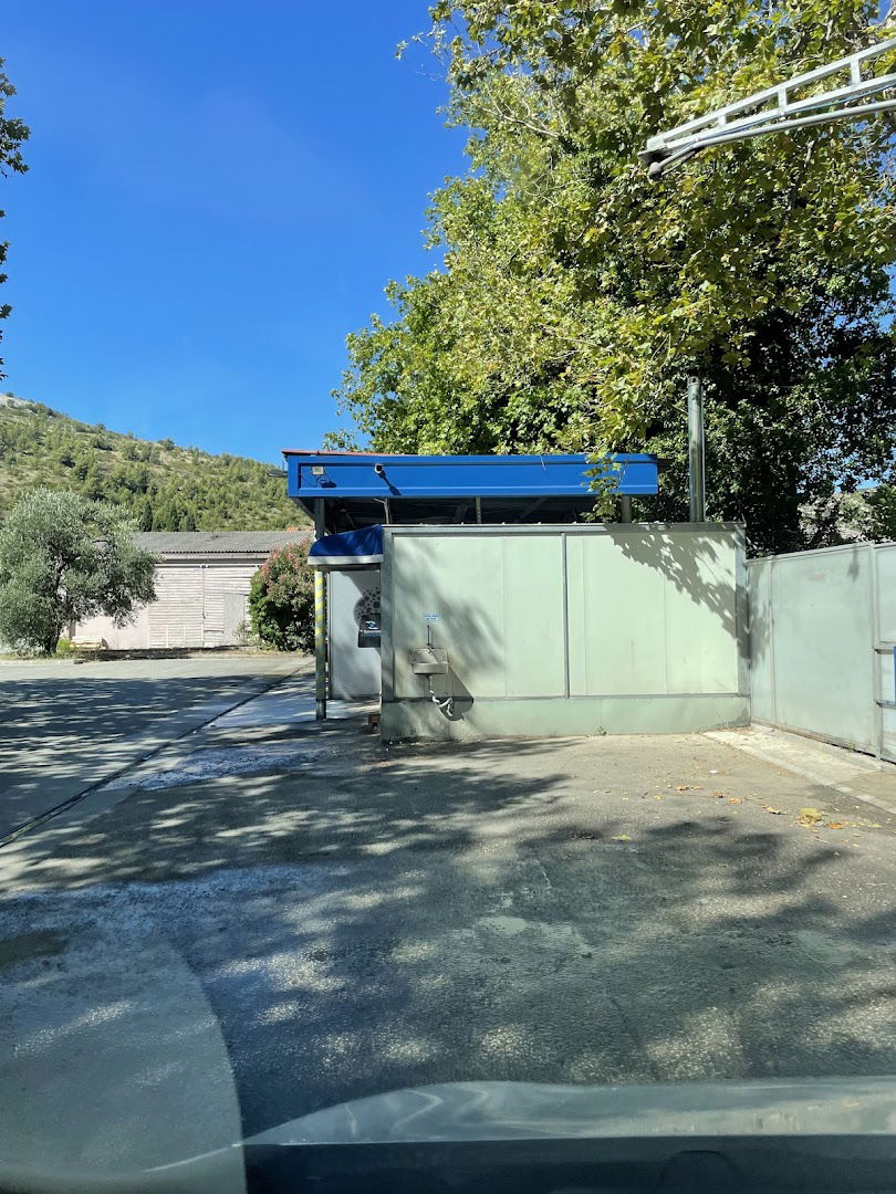 Kapljica car wash - self service