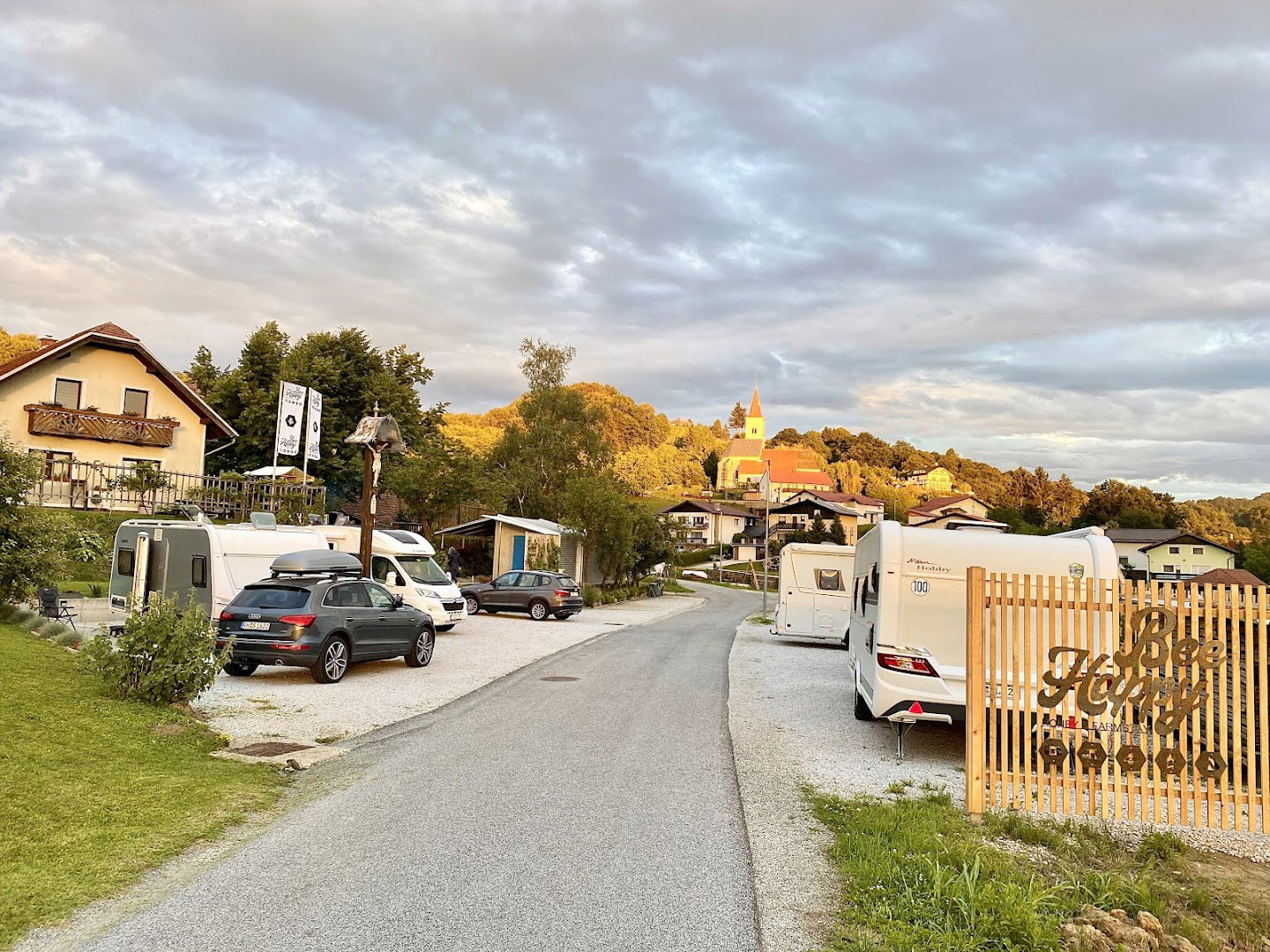 Bee Happy Farmstay / Camperstop - Stellplatz - Camping Slowenien