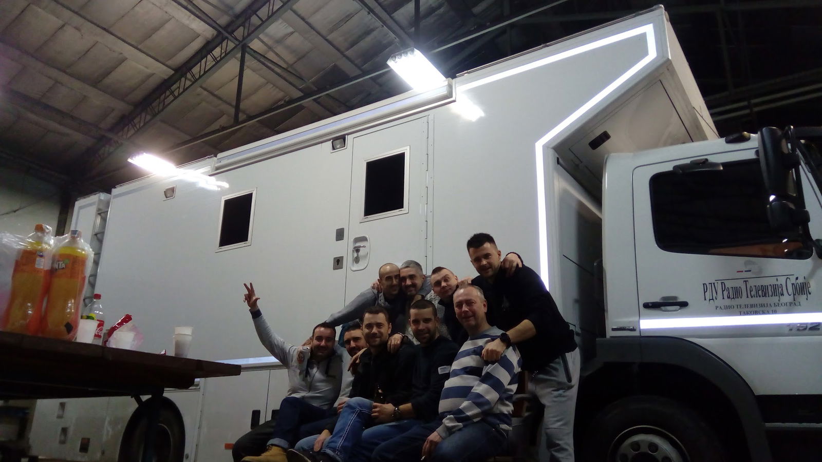 РТС, репортажна кола, ПГП РТС, студија 8 и9