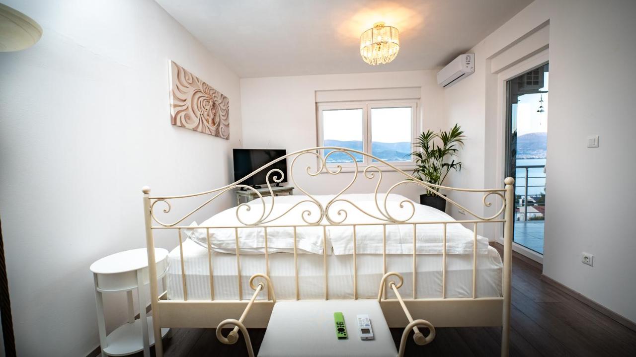 Trogir Padre Dante **** Free parking