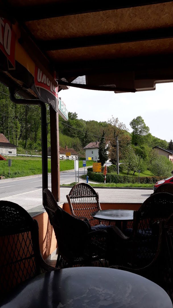 Caffe bar West ,G.Šemnica