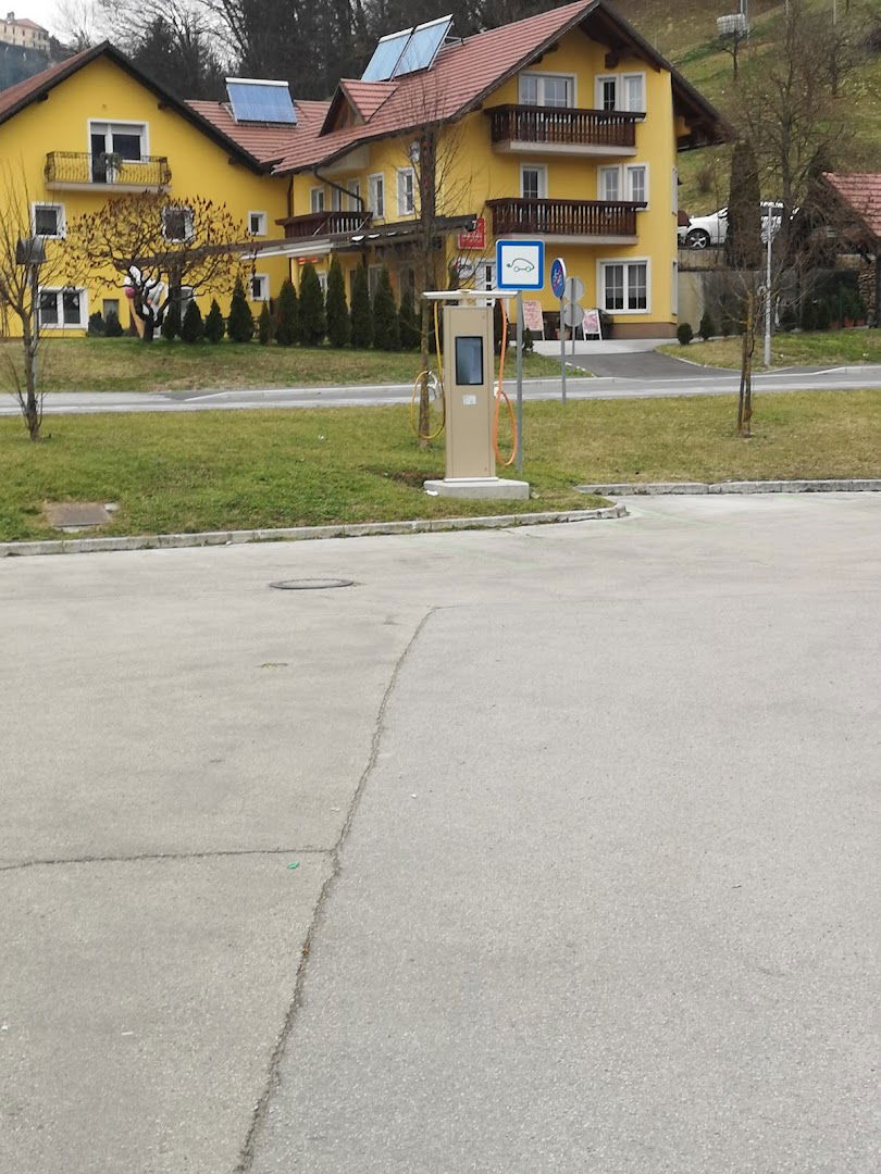 DC ELEVAT CHARGING STATION