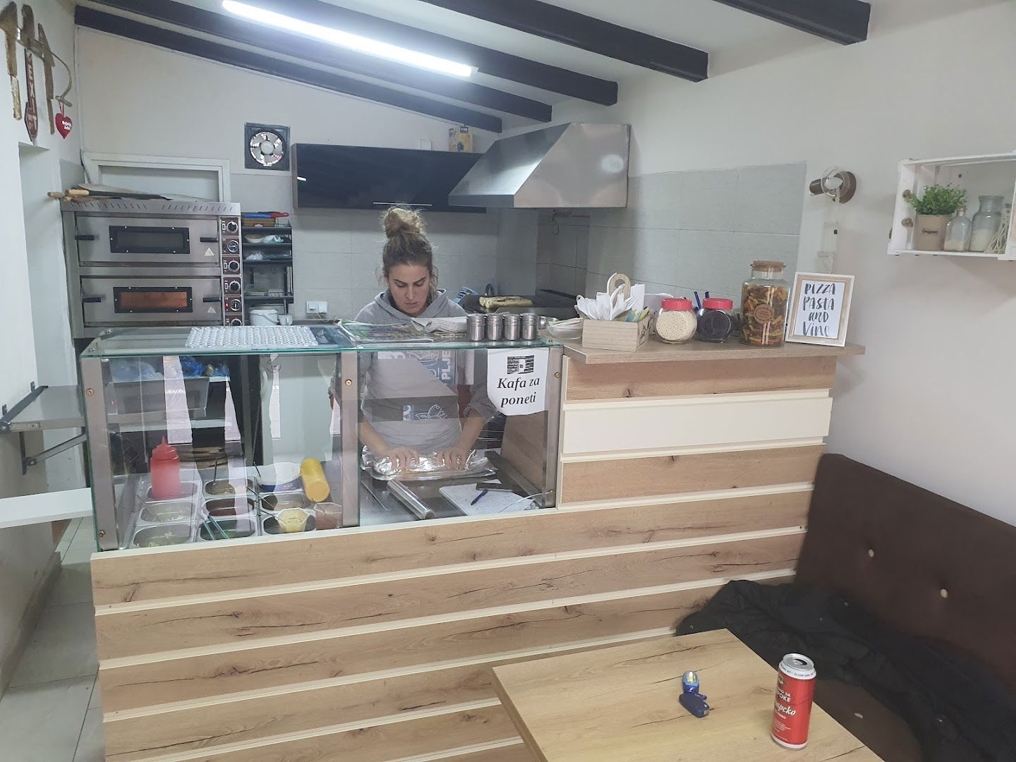 Nova Prica fast food