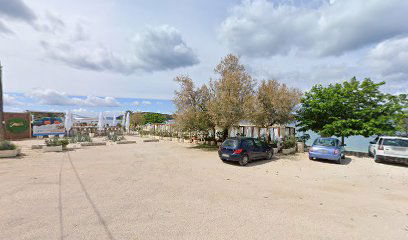 Kašjuni Beach Parking