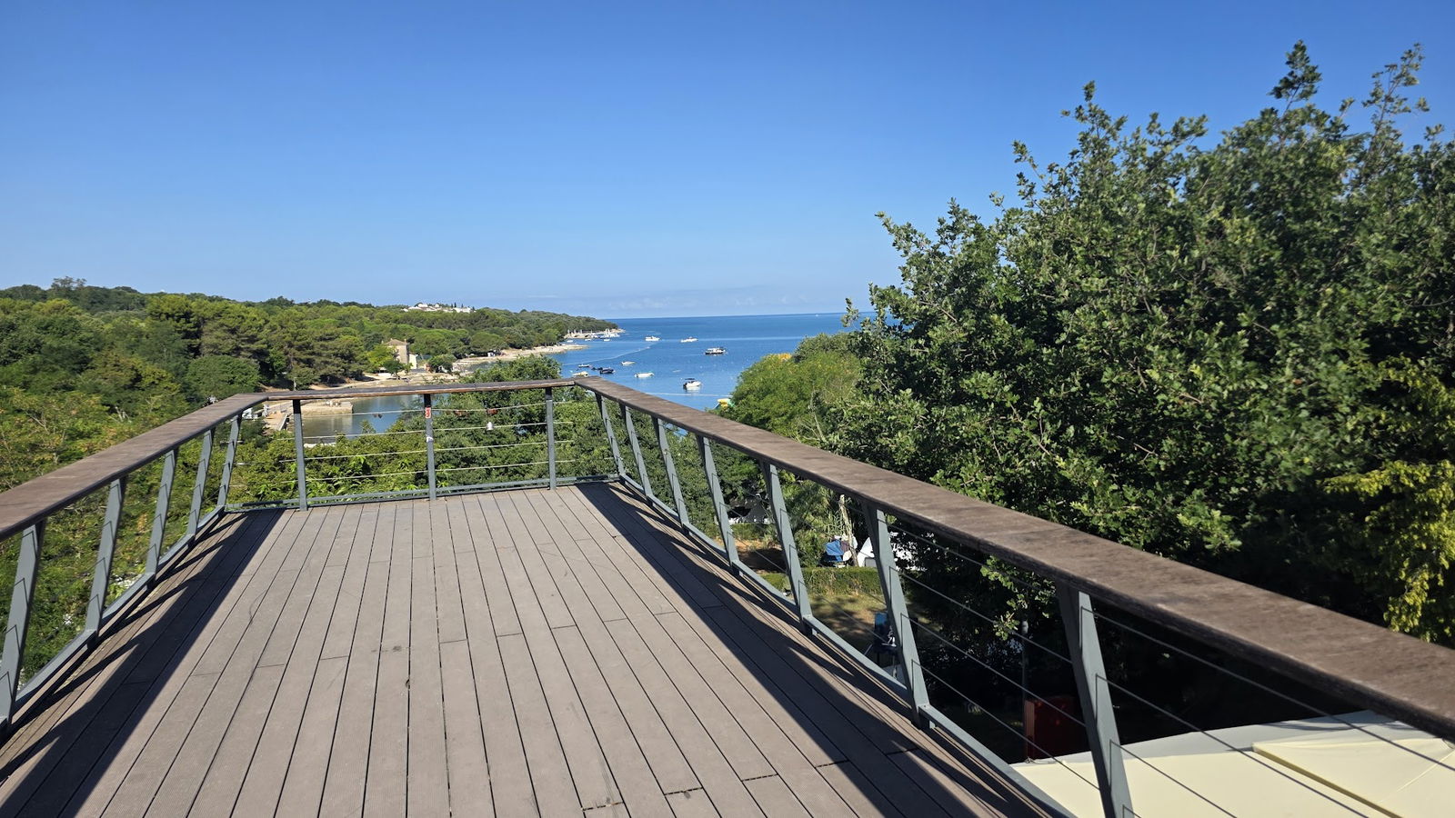 Check In Laterna Premium Camping