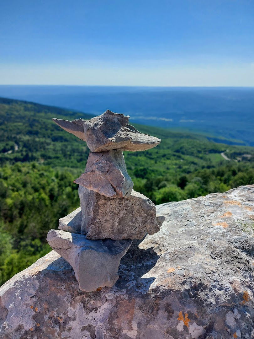 Lower Viewpoint, Učka Land Art Trail